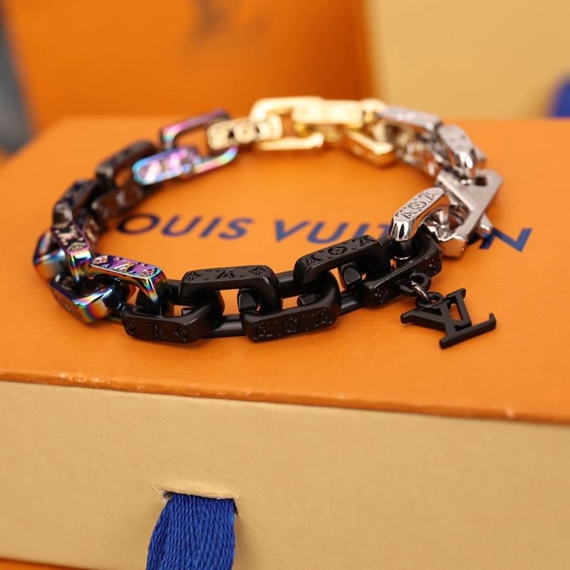 AllSeason Louis Vuitton Bracelets 256887