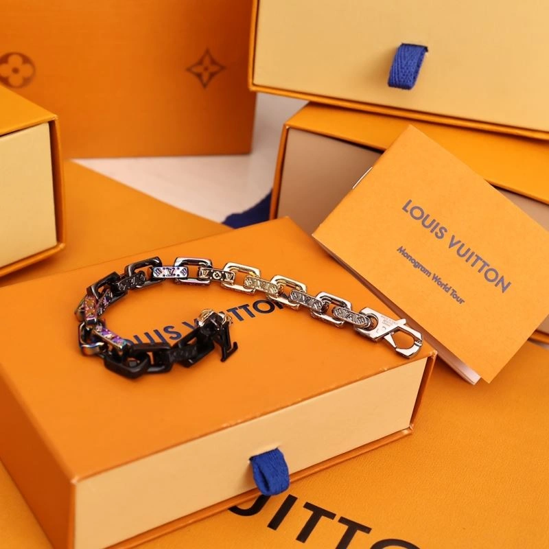 AllSeason Louis Vuitton Bracelets 256887