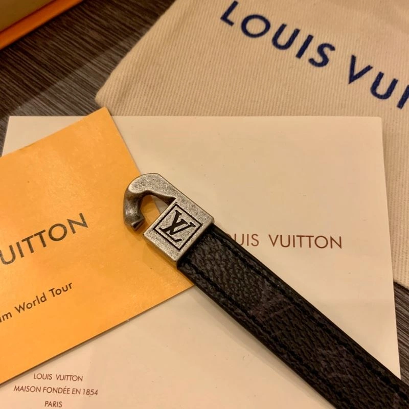 Versatile Louis Vuitton Bracelets 256894