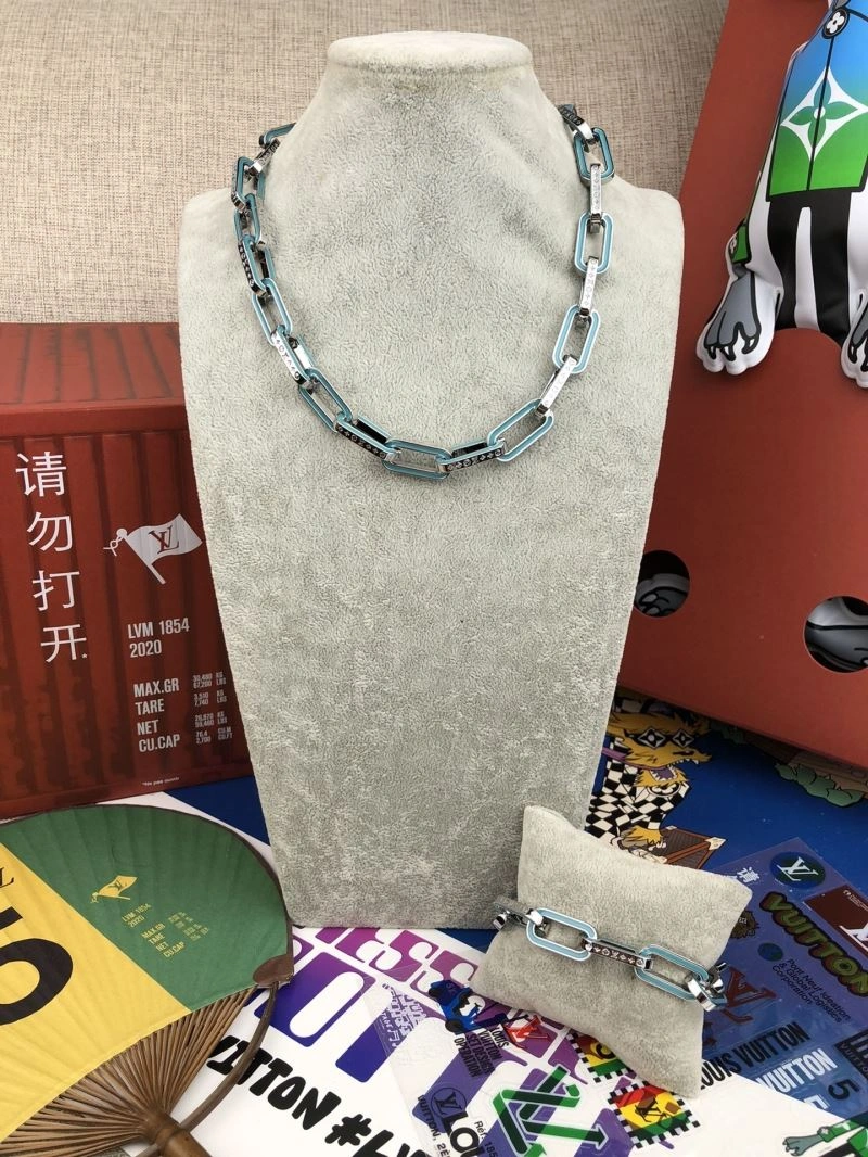 Louis Vuitton Bracelets EyeCatching 256884