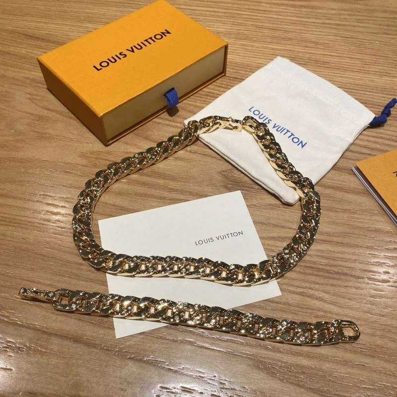 Louis Vuitton Bracelets ZipUp 256863