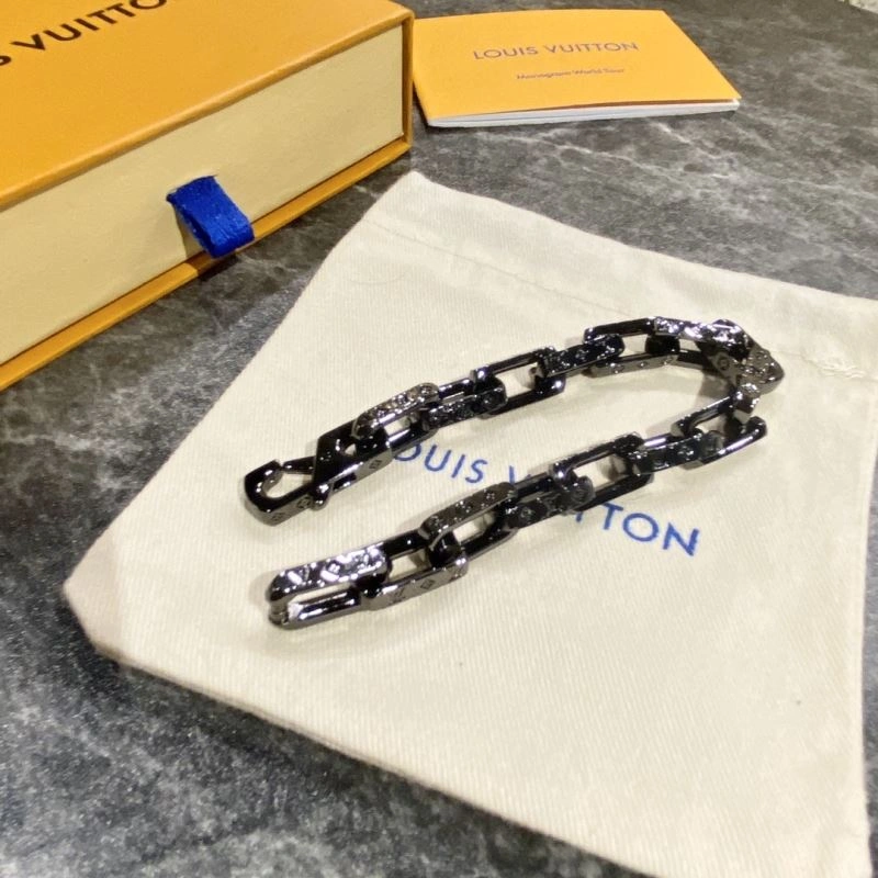 Louis Vuitton Bracelets Sporty 256856