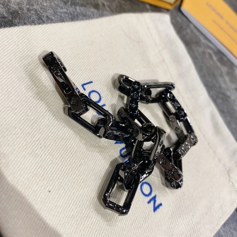 Louis Vuitton Bracelets Sporty 256856