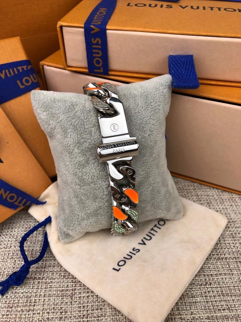 Louis Vuitton Bracelets Elegant 256848