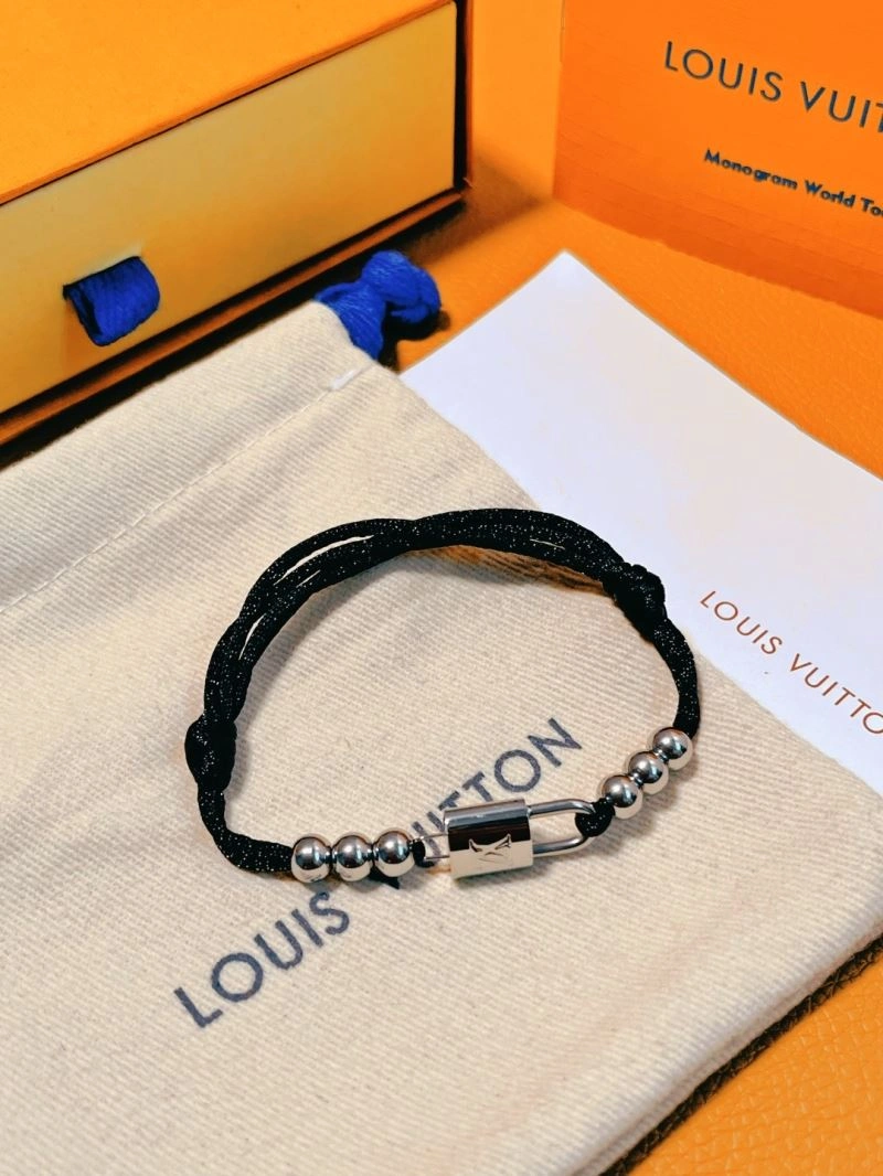 Louis Vuitton Bracelets AllSeason 256930