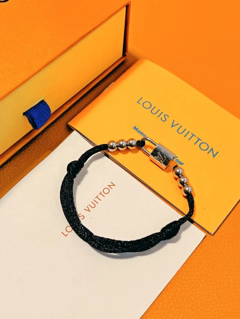 Louis Vuitton Bracelets AllSeason 256930