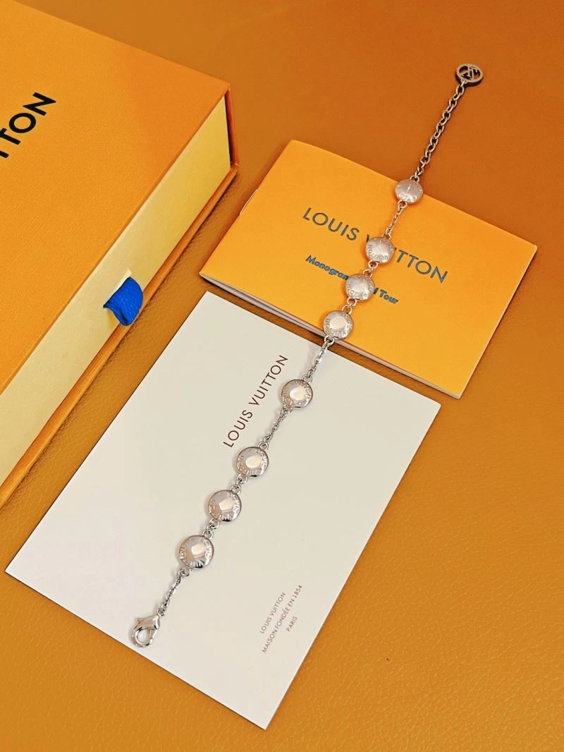 Popular Louis Vuitton Bracelets 256909