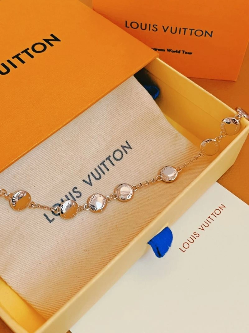 Popular Louis Vuitton Bracelets 256909