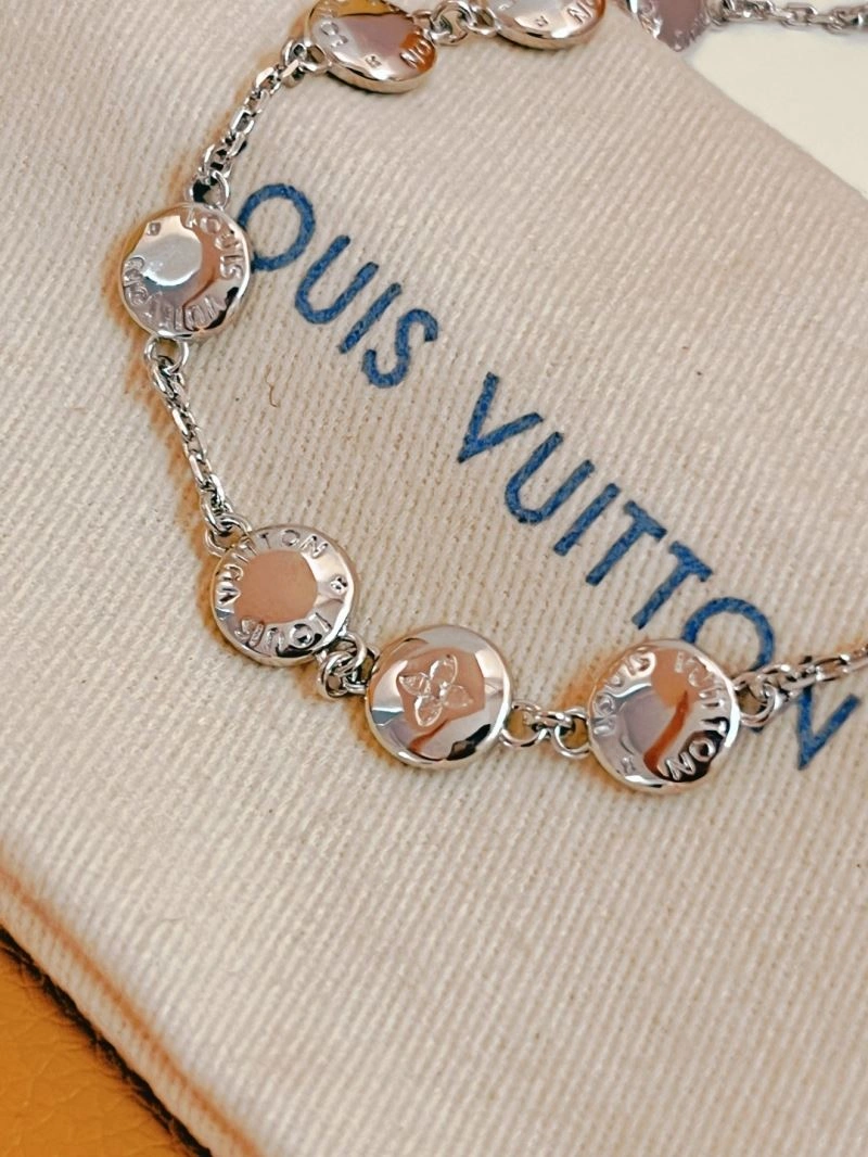 Popular Louis Vuitton Bracelets 256909