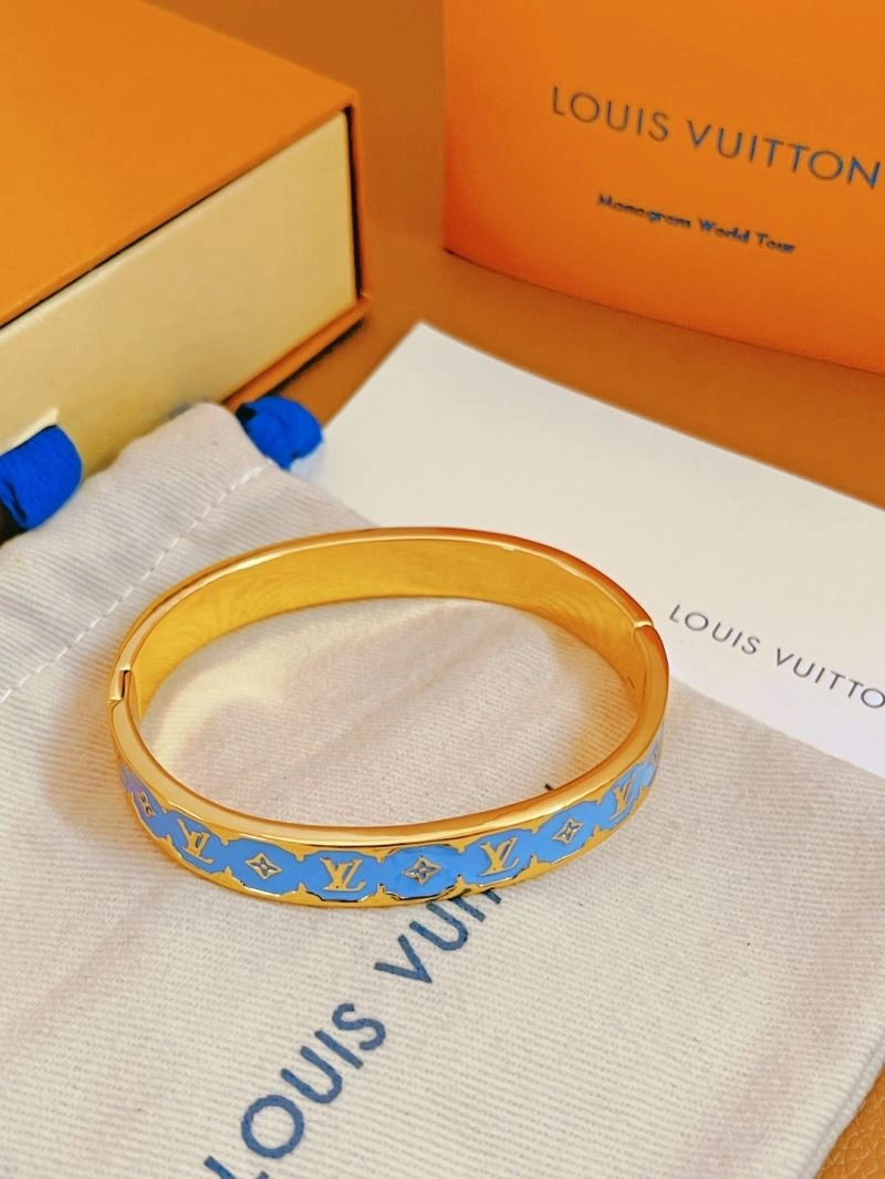 Louis Vuitton Bracelets Fashionable 256911