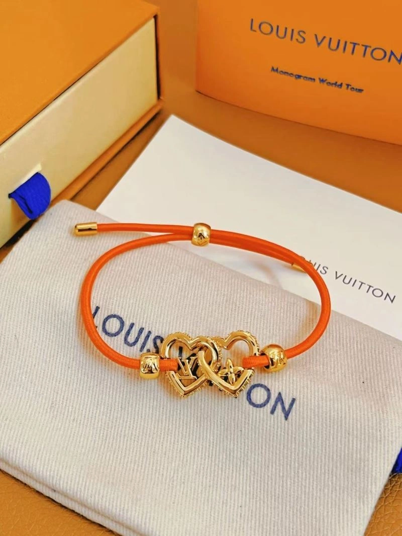 Resilient Louis Vuitton Bracelets 256922