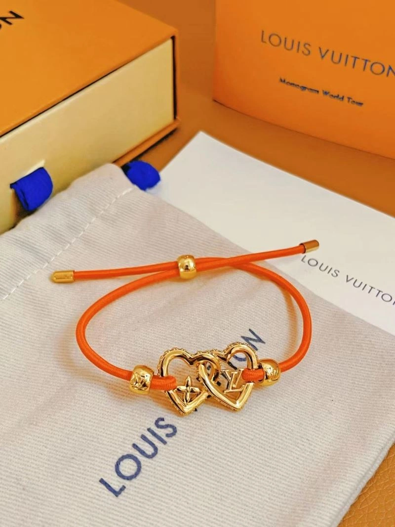 Resilient Louis Vuitton Bracelets 256922