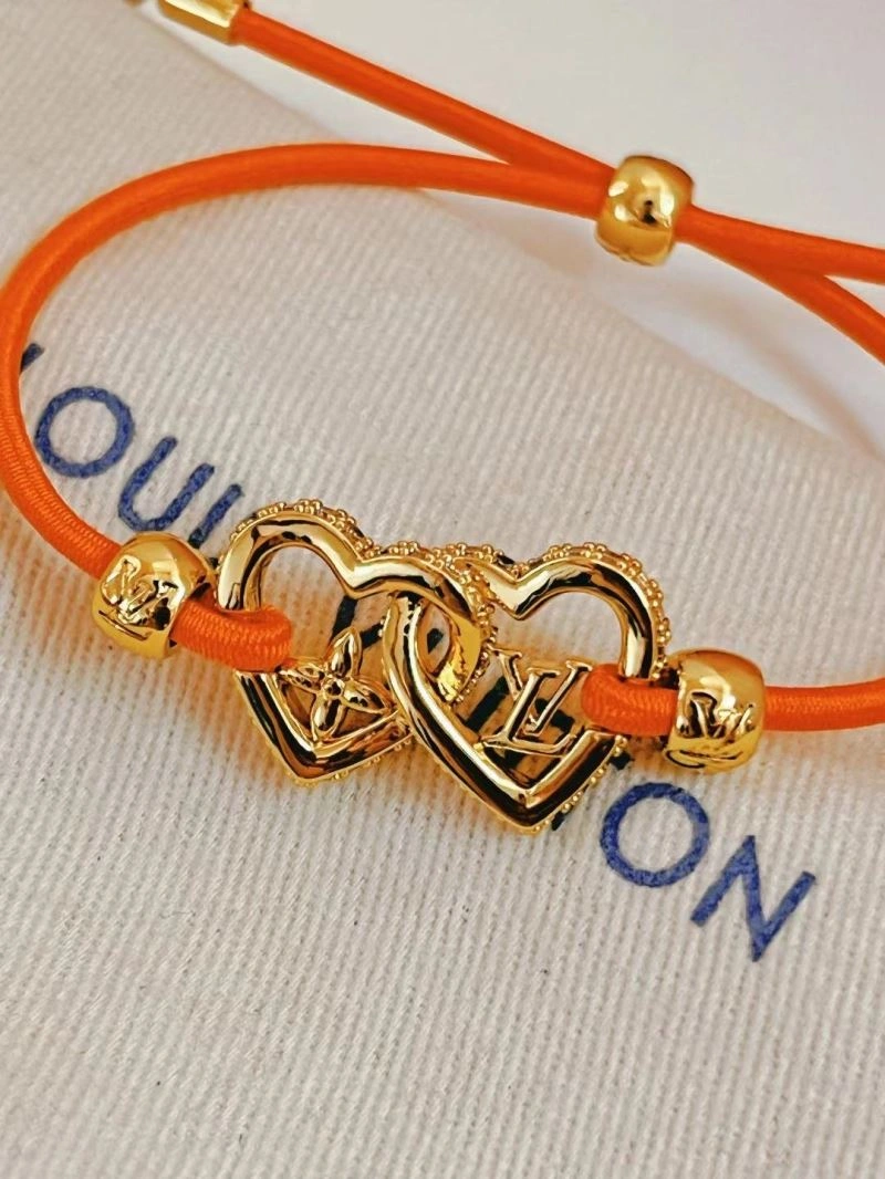 Resilient Louis Vuitton Bracelets 256922