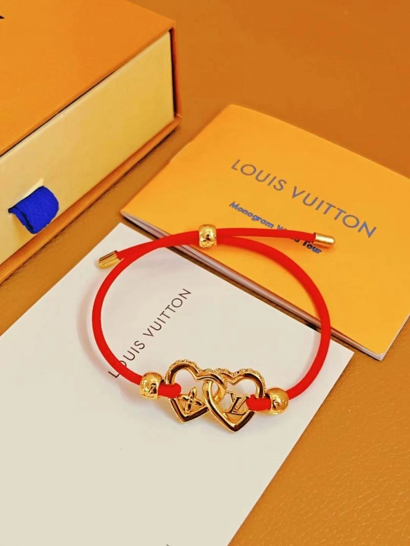 Louis Vuitton Bracelets Attractive 256912