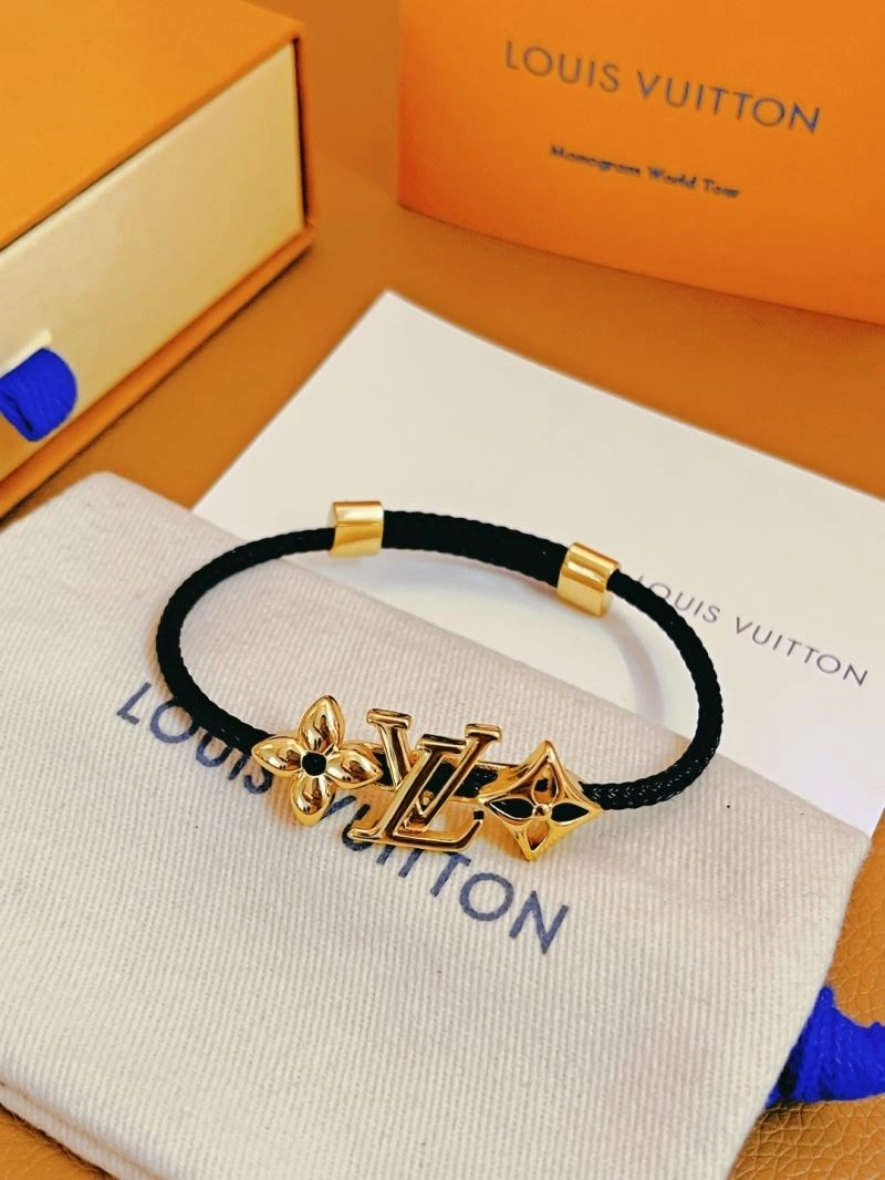 SmartChoice Louis Vuitton Bracelets 256919
