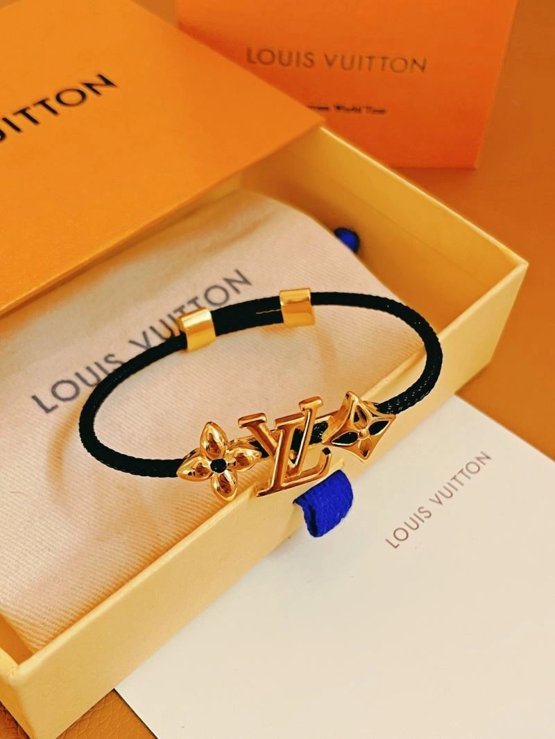 SmartChoice Louis Vuitton Bracelets 256919