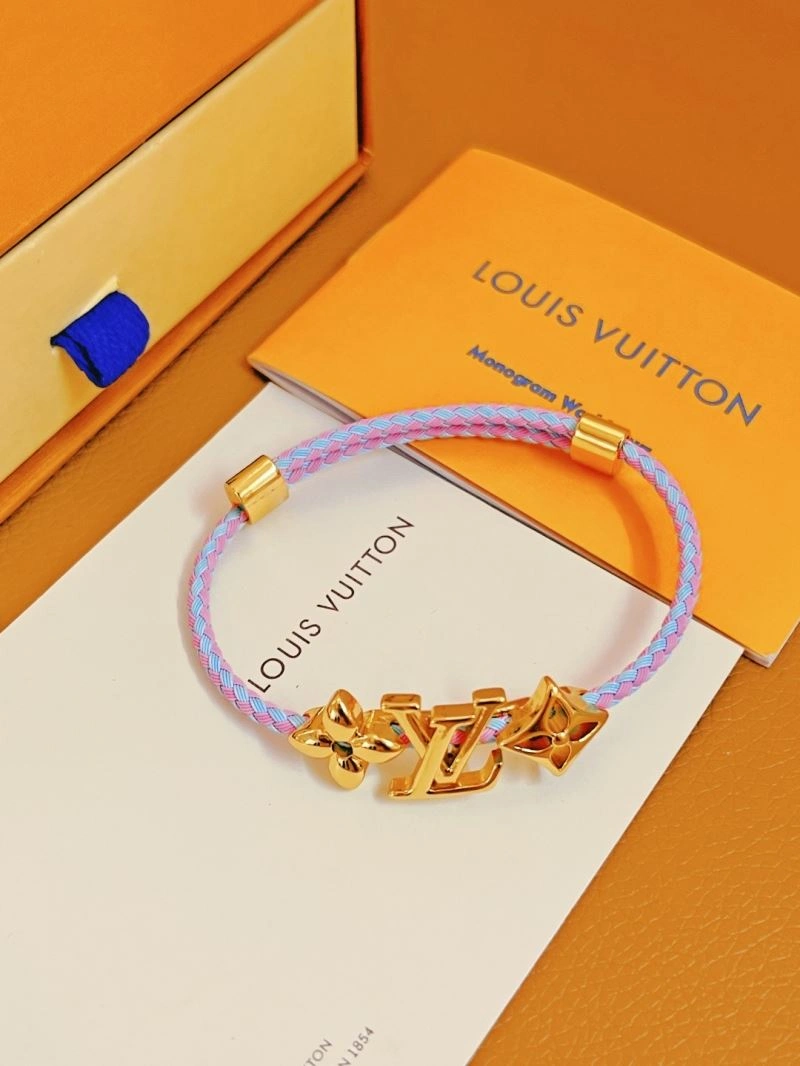 WellDesigned Louis Vuitton Bracelets 256908