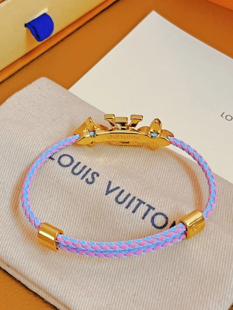 WellDesigned Louis Vuitton Bracelets 256908