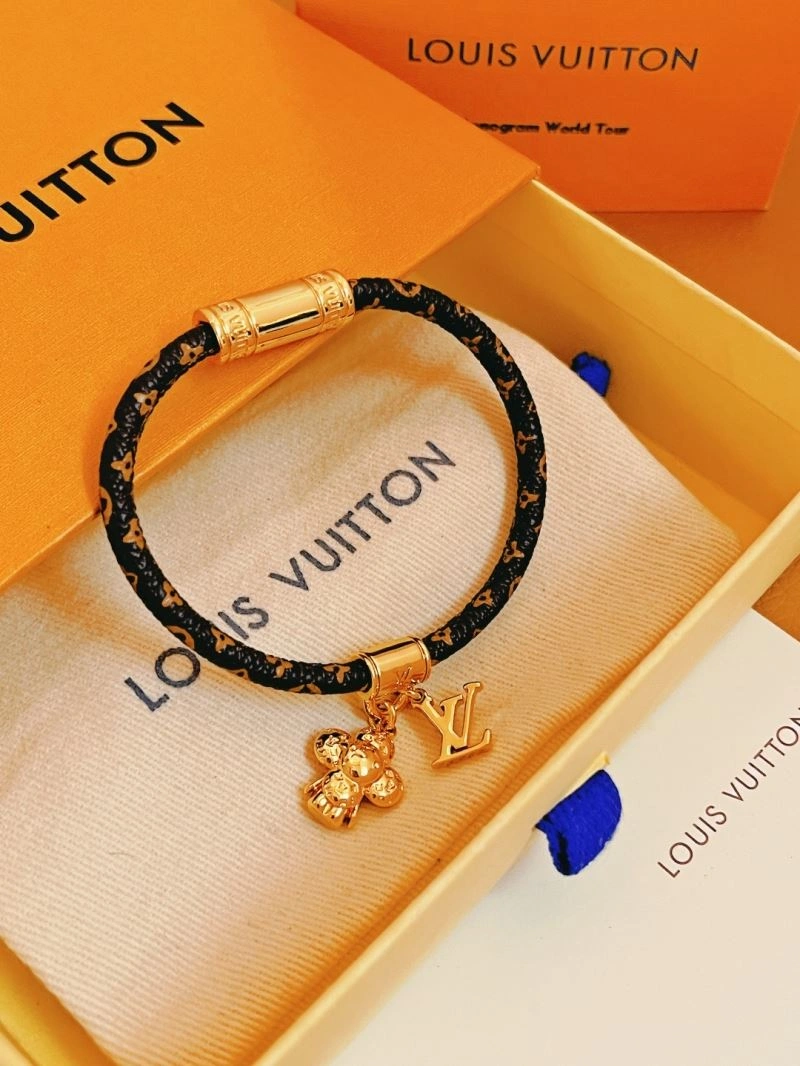 WaterResistant Louis Vuitton Bracelets 256914