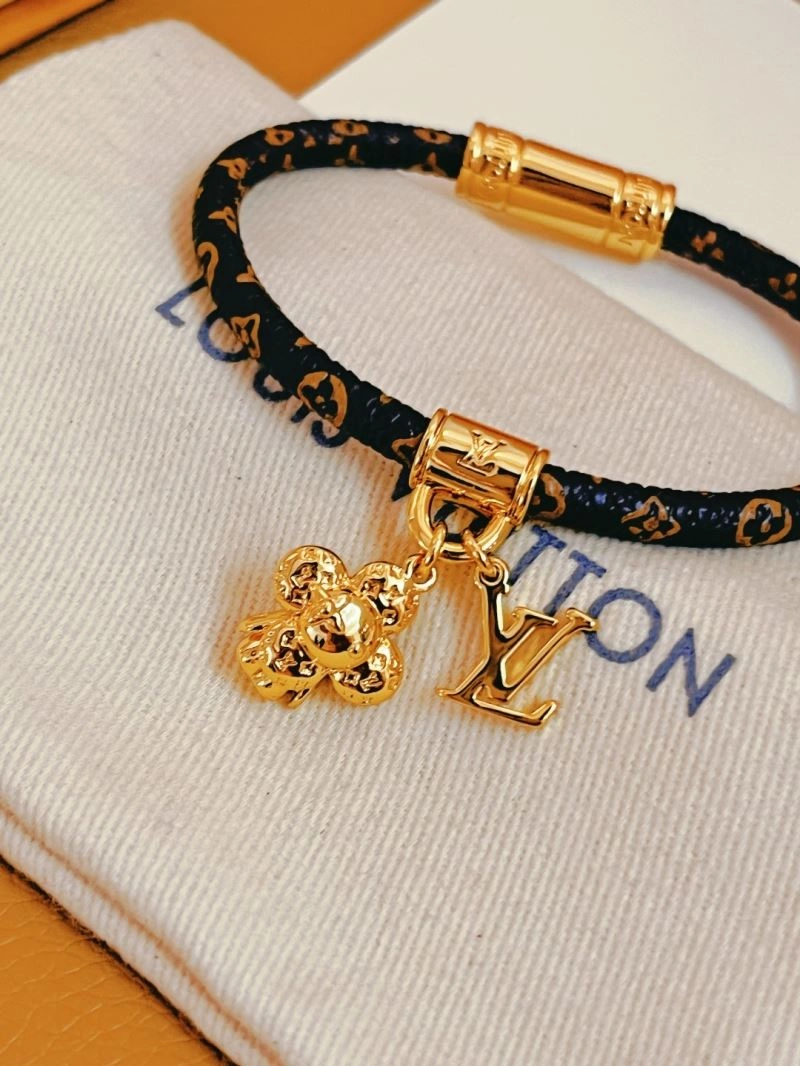 WaterResistant Louis Vuitton Bracelets 256914