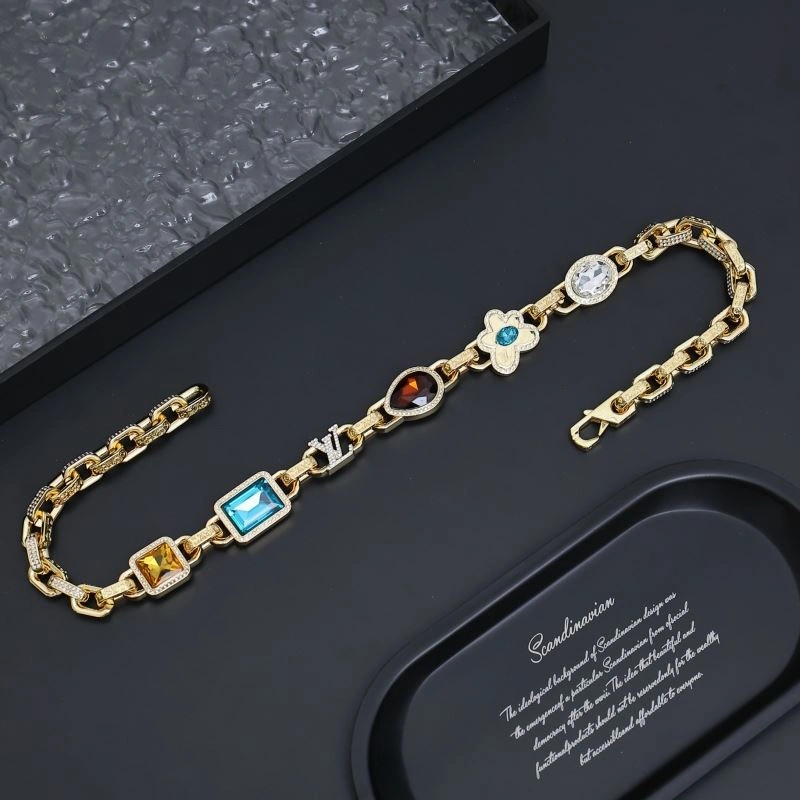 MoistureWicking Louis Vuitton Bracelets 256932