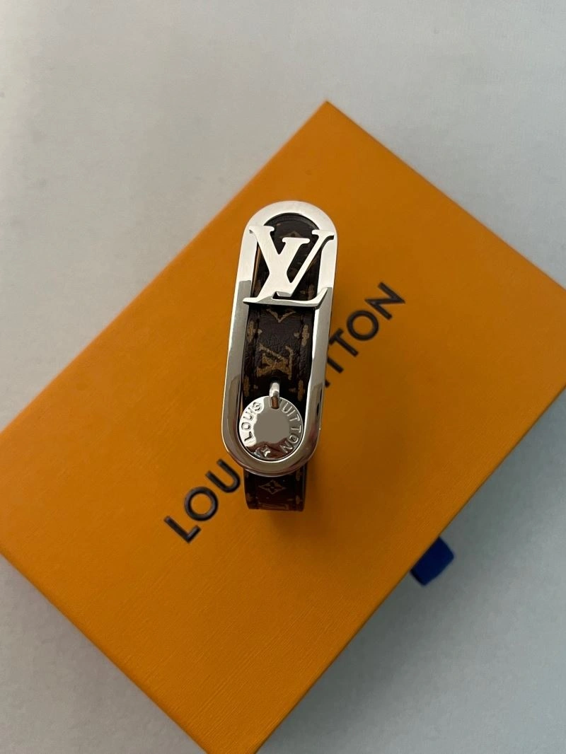 Louis Vuitton Bracelets Comfortable 256739