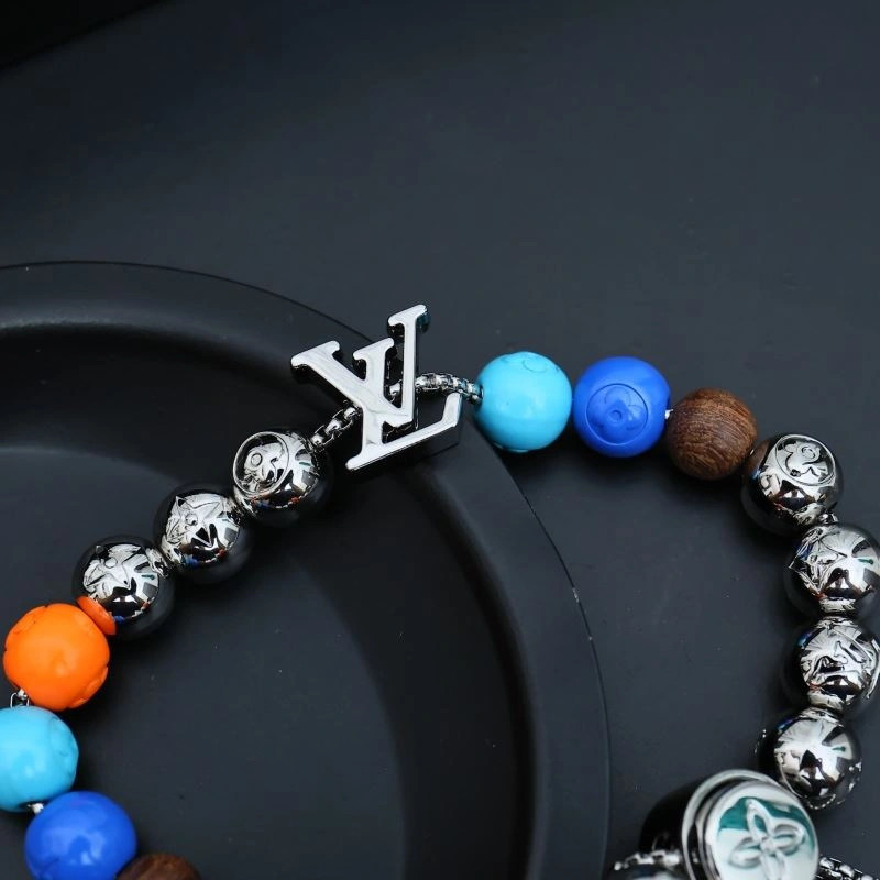 Premium Louis Vuitton Bracelets 256938