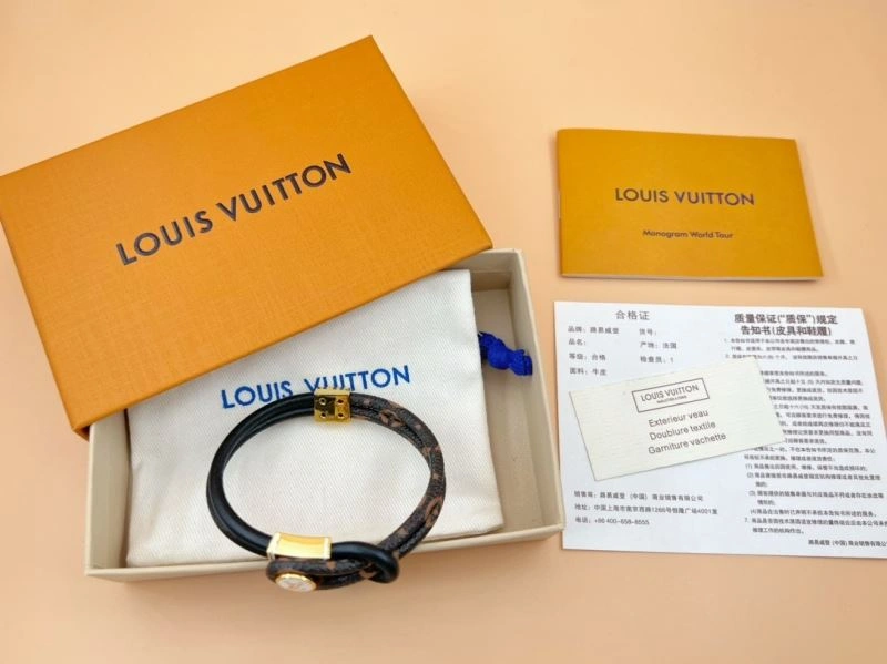 Louis Vuitton Bracelets Refined 256925