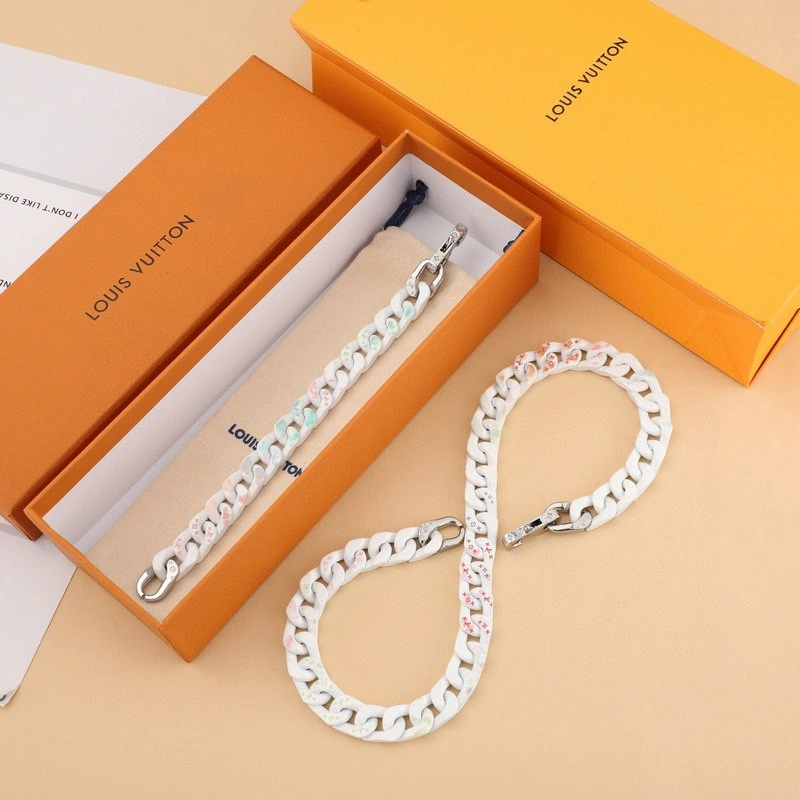 Louis Vuitton Bracelets Breathable 256839