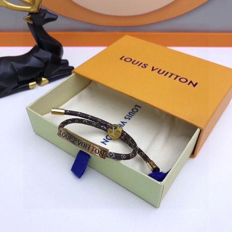 Bright Louis Vuitton Bracelets 256826