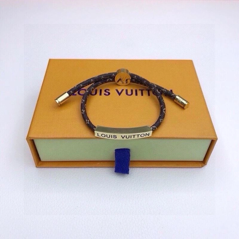 Bright Louis Vuitton Bracelets 256826