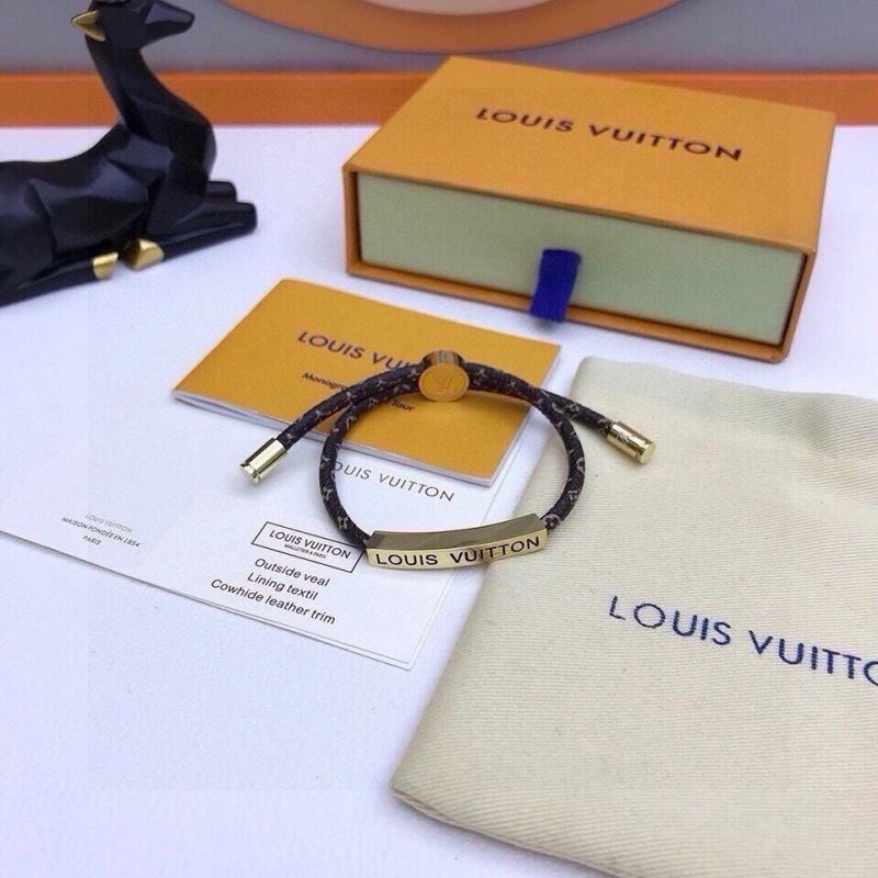 Bright Louis Vuitton Bracelets 256826