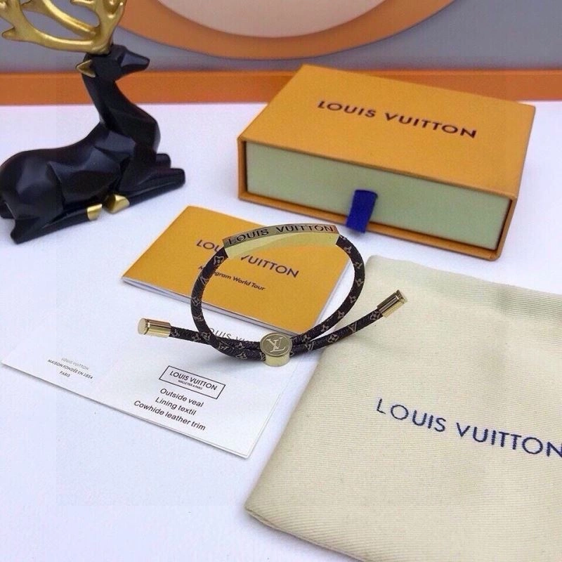 Bright Louis Vuitton Bracelets 256826