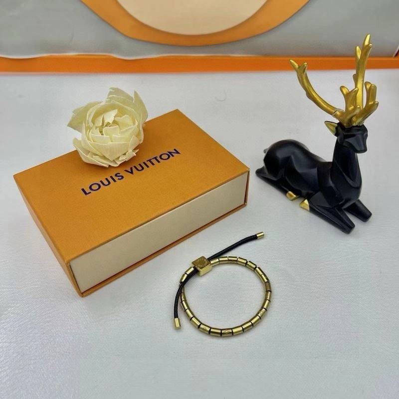 Minimalist Louis Vuitton Bracelets 256841