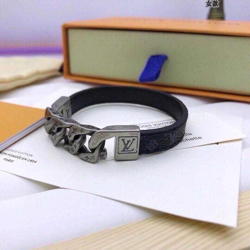 Bold Louis Vuitton Bracelets 256851