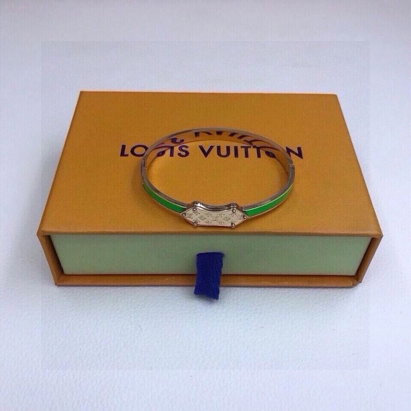 Soft Louis Vuitton Bracelets 256823