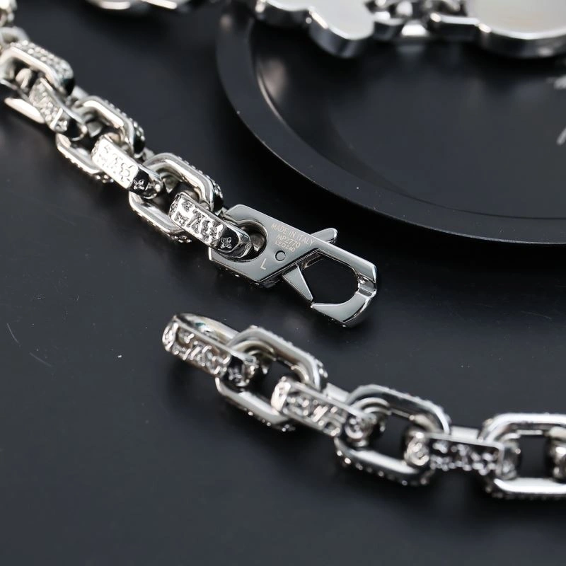 ZeroBulk Louis Vuitton Bracelets 256824