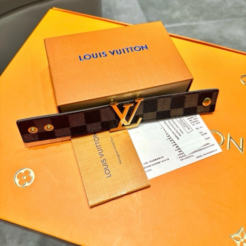 Louis Vuitton Bracelets Lightweight 256810