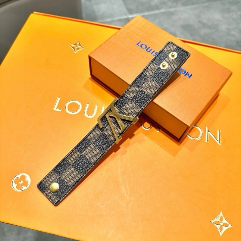 Louis Vuitton Bracelets Lightweight 256810