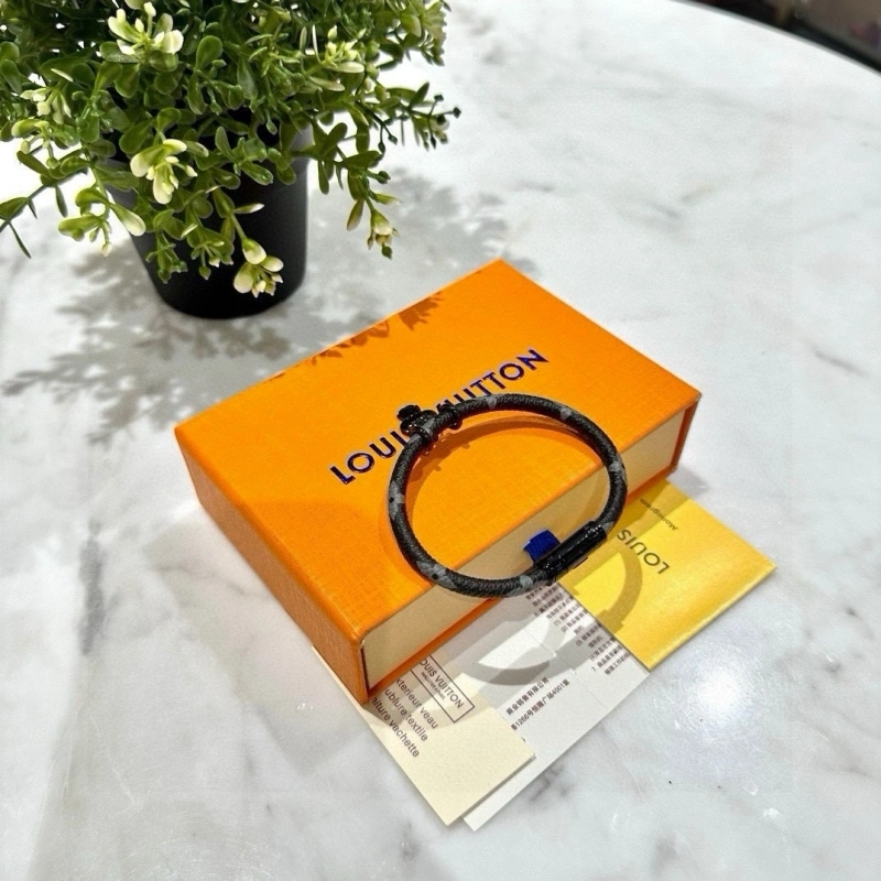 Durable Louis Vuitton Bracelets 256800