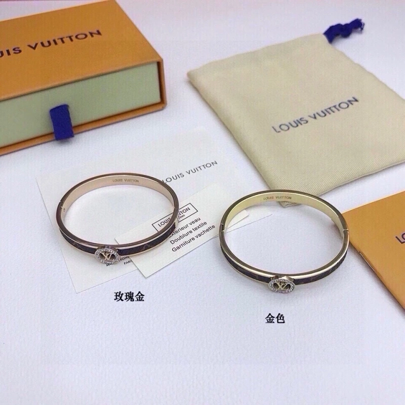 Louis Vuitton Bracelets MoistureWicking 256806