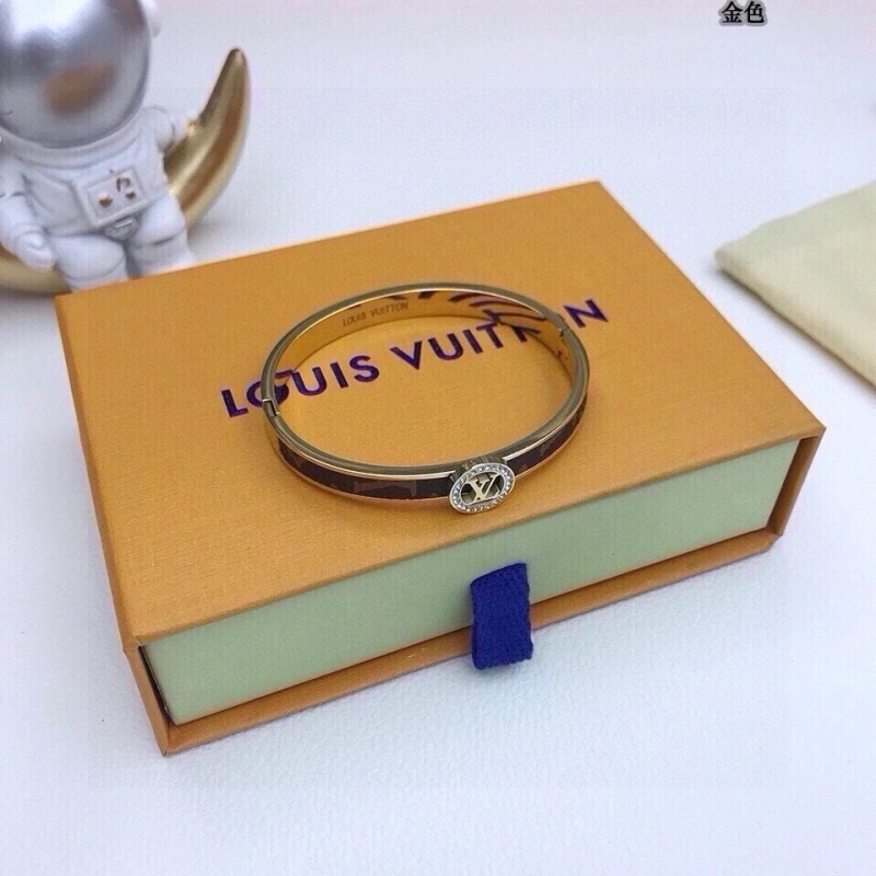 Louis Vuitton Bracelets MoistureWicking 256806