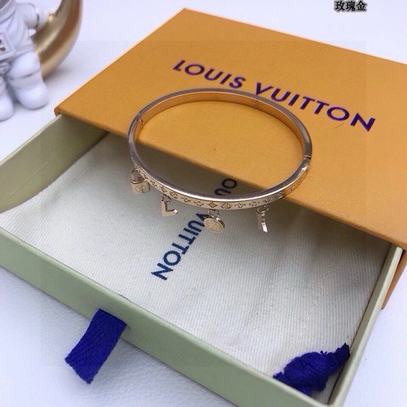 WeatherProof Louis Vuitton Bracelets 256805