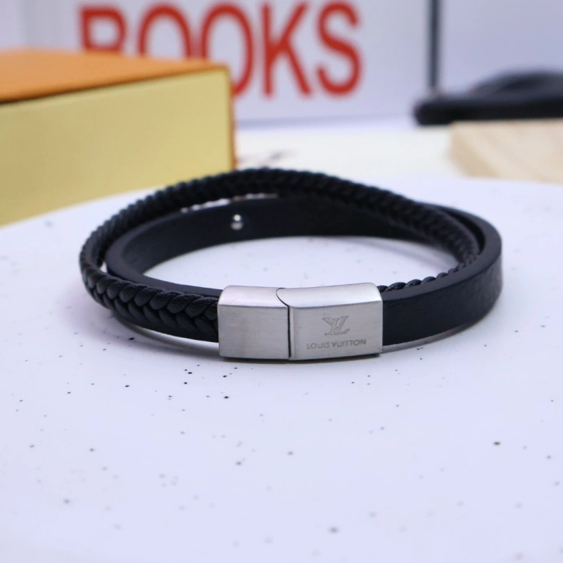 Bright Louis Vuitton Bracelets 256794