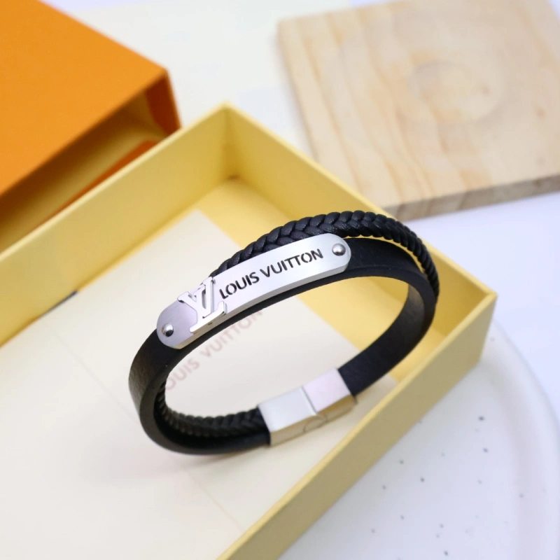 Bright Louis Vuitton Bracelets 256794