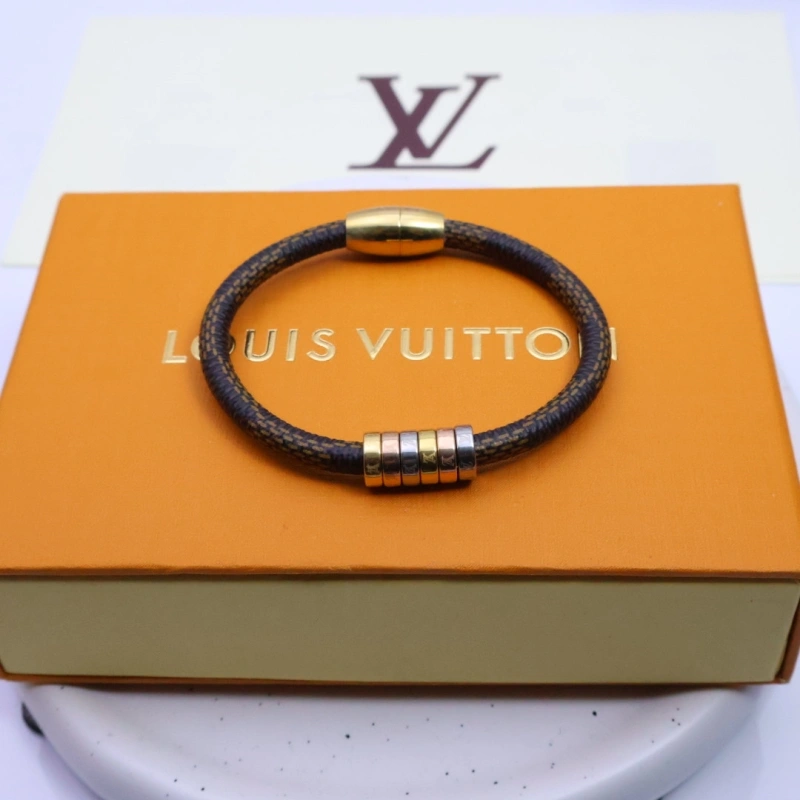 Casual Louis Vuitton Bracelets 256790