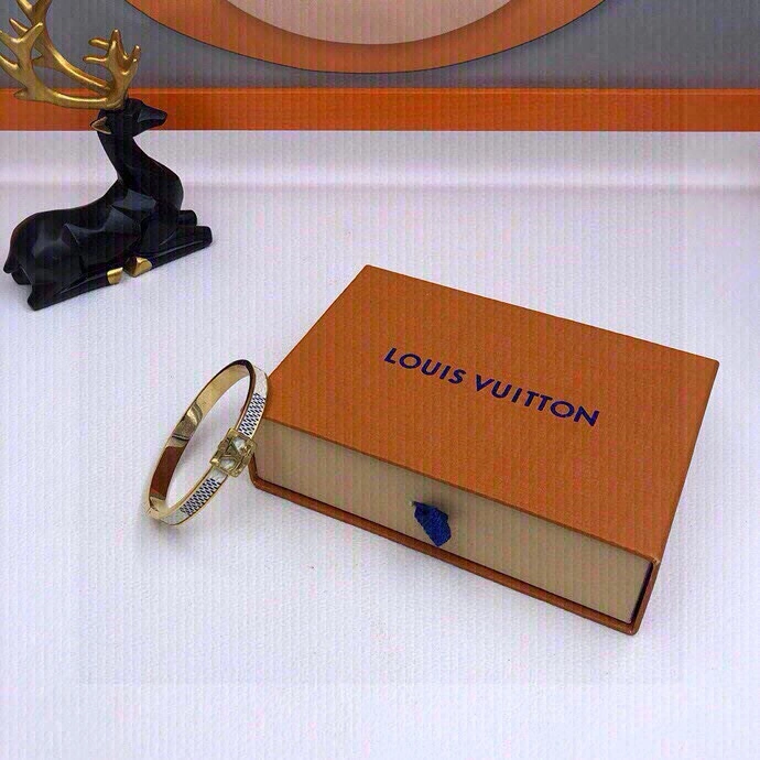 Reliable Louis Vuitton Bracelets 256781