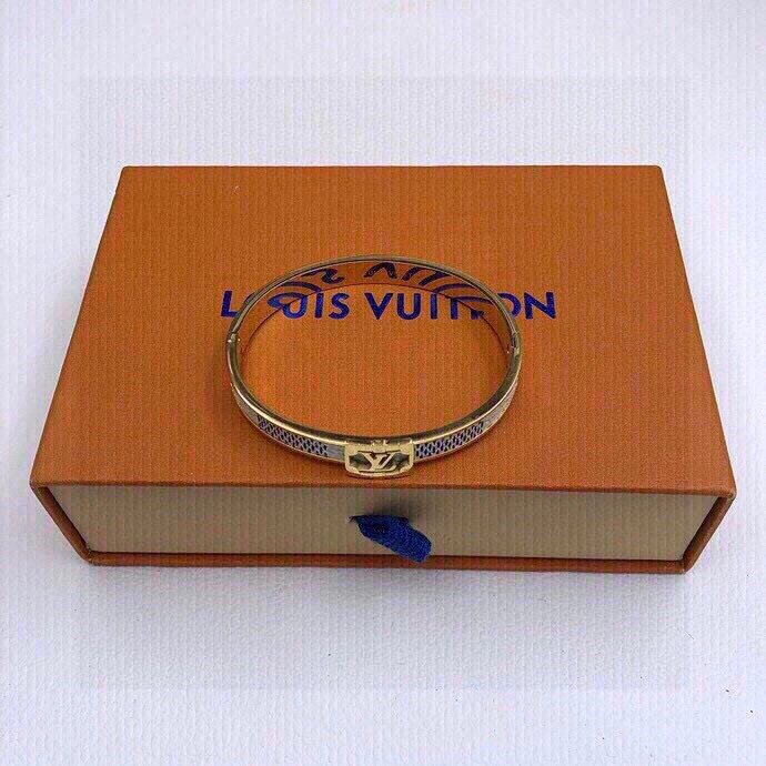 Reliable Louis Vuitton Bracelets 256781