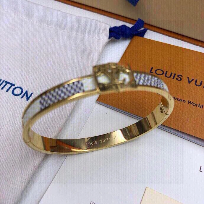 Reliable Louis Vuitton Bracelets 256781