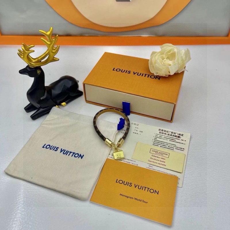 Louis Vuitton Bracelets Unisex 256801